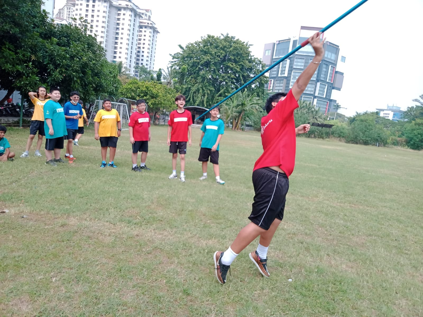 Grade 8 Javelin Throw Practice